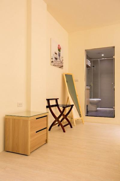 تراولر-این زهنگزهنگ لیبراری