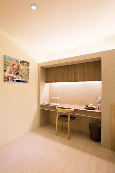 تراولر-این زهنگزهنگ لیبراری