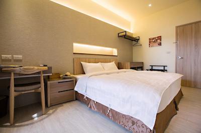 تراولر-این زهنگزهنگ لیبراری