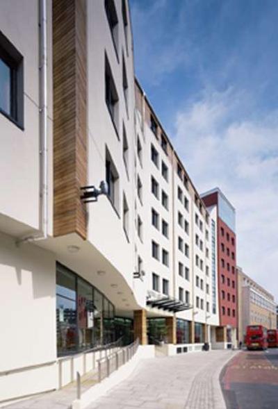 اس هتل لندن شردیچ