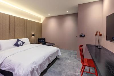 هتل د دیزاینرز چئوننیاننی