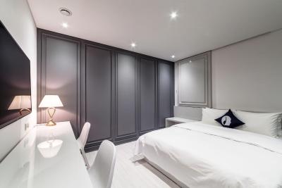 هتل د دیزاینرز چئوننیاننی