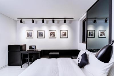 هتل د دیزاینرز چئوننیاننی