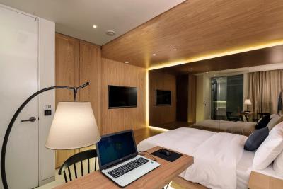 هتل د دیزاینرز چئوننیاننی