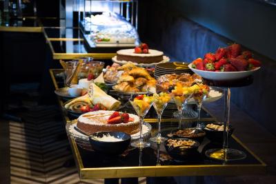 رما لوکسوز هتل