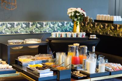 رما لوکسوز هتل