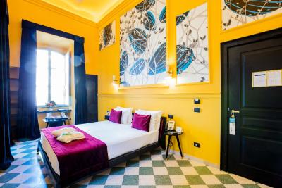 رما لوکسوز هتل