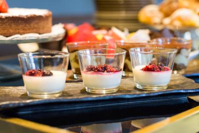 رما لوکسوز هتل