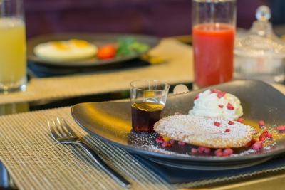 رما لوکسوز هتل