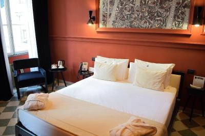 رما لوکسوز هتل