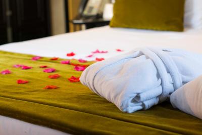 رما لوکسوز هتل