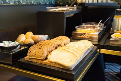 رما لوکسوز هتل