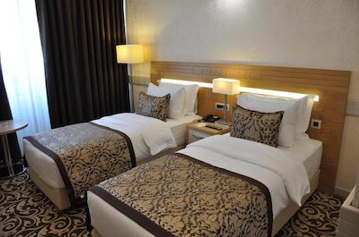 گراند ایتیمات هتل