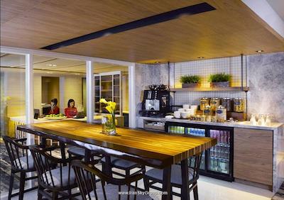 پارک رویال آن بیچ رود