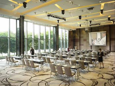 پارک رویال آن بیچ رود