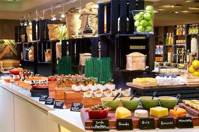 پارک رویال آن بیچ رود