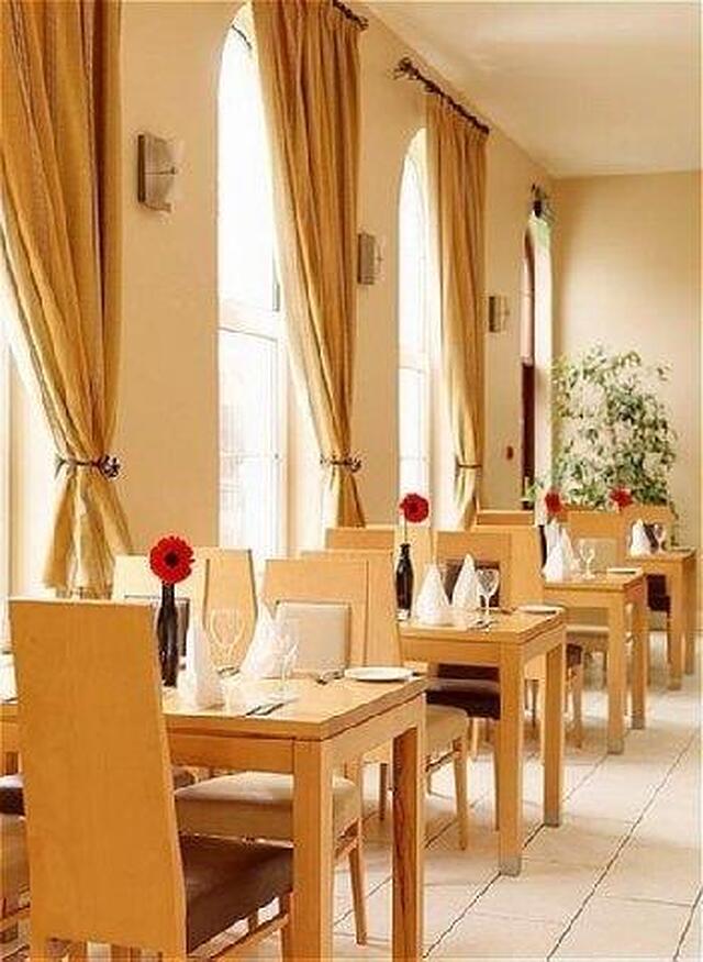 مالدرن هتل شاندن کرک سیتی