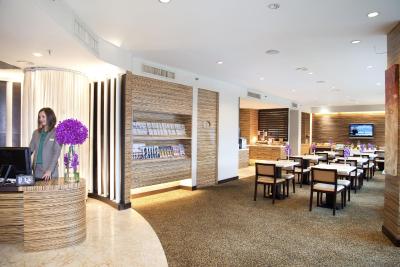 پارک رویال آن کیچنر رود