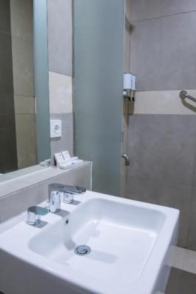 هتل 88 تندین جاکارتا