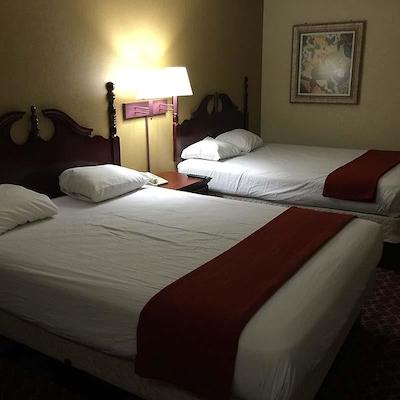 سوپر این اند سویتز فیلادلفیا