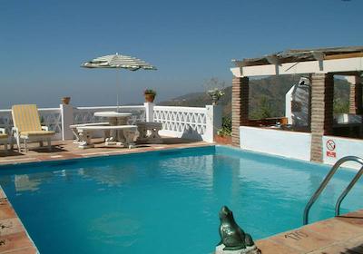 ویلاز لاتیتود