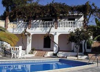 ویلاز لاتیتود