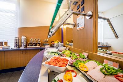 هلید این اکسپرز درتموند