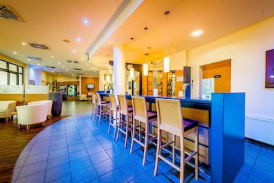 هلید این اکسپرز درتموند