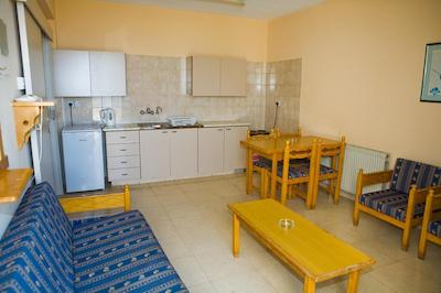 چریستابل هتل اپارتمنتز