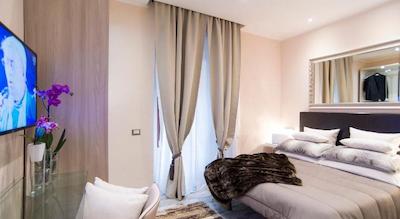 کلنا 18 گوست هوس