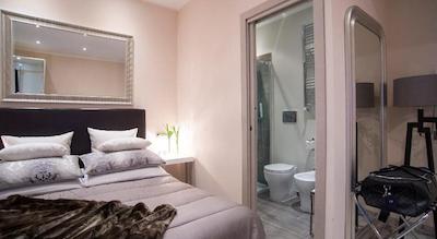 کلنا 18 گوست هوس