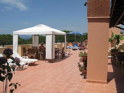 هتل رزی سوئیتس