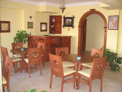 هتل رزی سوئیتس