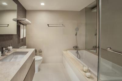 سامرست اکامای بانکوک