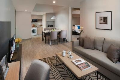 سامرست اکامای بانکوک