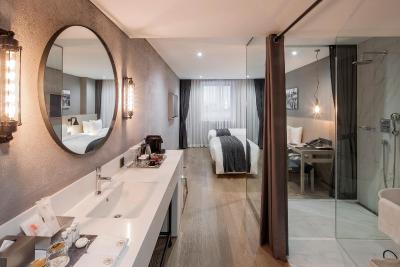 هتل 28 میئونگدنگ