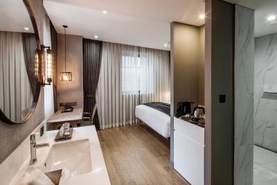 هتل 28 میئونگدنگ