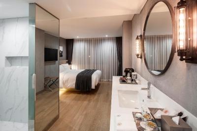 هتل 28 میئونگدنگ