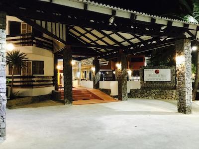 پاتایا ات ناین