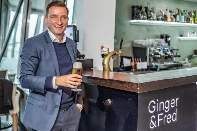 دانسینگ هوس هتل