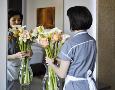 دانسینگ هوس هتل