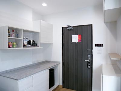 بریک هتل چیانمای