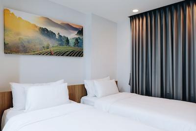 بریک هتل چیانمای