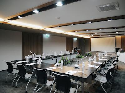 بریک هتل چیانمای