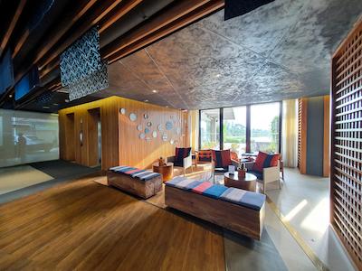 بریک هتل چیانمای