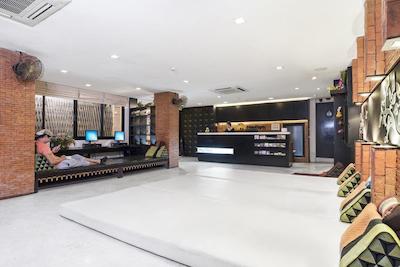 ناپ پارک هاستل