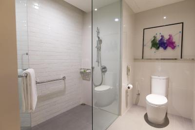 مودنا بای فریزر بانکوک