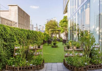 مودنا بای فریزر بانکوک
