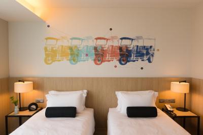 مودنا بای فریزر بانکوک