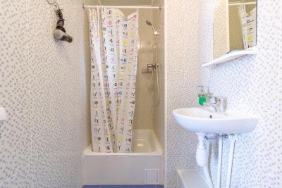 اروم هتل آن کیتی گورود